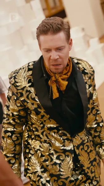 อย่าแตะพ่อของฉันที่ถือปืน!