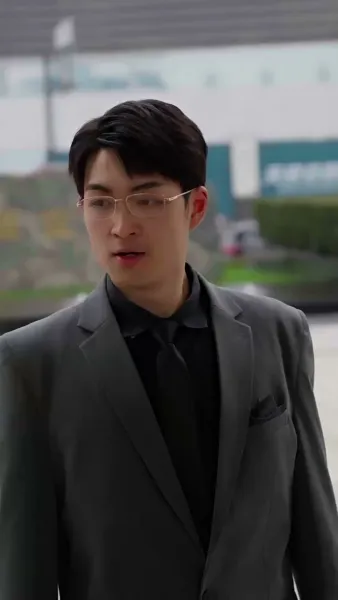 หลังเกิดใหม่คุณหนูตัวจริงขอกลับมาล้างแค้น