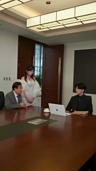 หลังเกิดใหม่คุณหนูตัวจริงขอกลับมาล้างแค้น