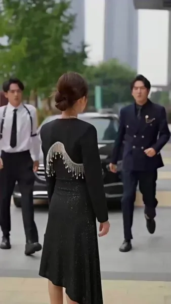 หลังเกิดใหม่คุณหนูตัวจริงขอกลับมาล้างแค้น