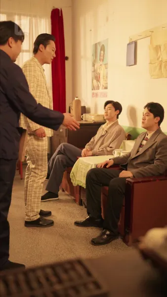 เกิดใหม่อีกครั้งในปี พ.ศ. 2520