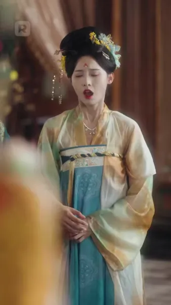 อภิเษกสมรสกับ ท่านอ๋องสายแบด