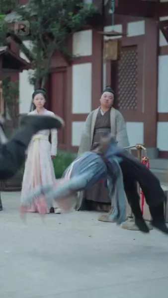 อภิเษกสมรสกับ ท่านอ๋องสายแบด