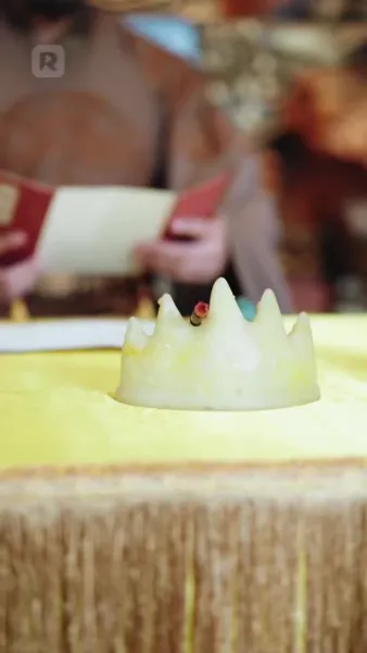 อภิเษกสมรสกับ ท่านอ๋องสายแบด