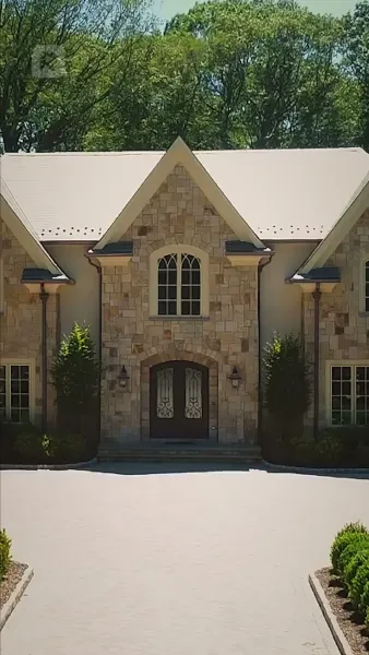 พระแม่มารีและมหาเศรษฐี