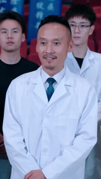 หมออัจฉริยะคืนชีพ