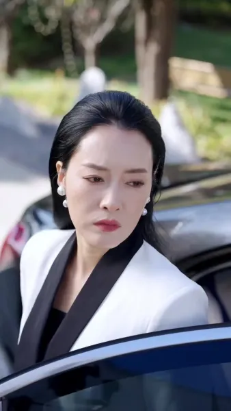 ลูกสาวของเธอ ห้ามแตะต้อง