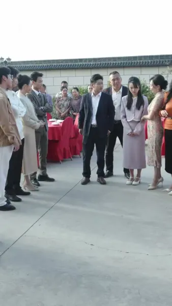 สามสตรีบูชาบูรพการี