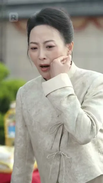 สามสตรีบูชาบูรพการี