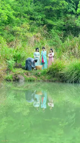 ทะลุมิติมาสะสมรัก