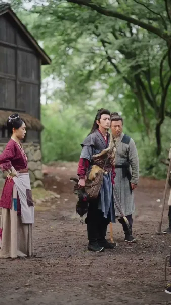 การนำแสงสิทธิ์มาชนะความขาดแคลน