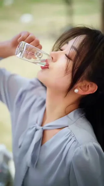 แค่จะดื่ม...ไม่คิดจะรัก 