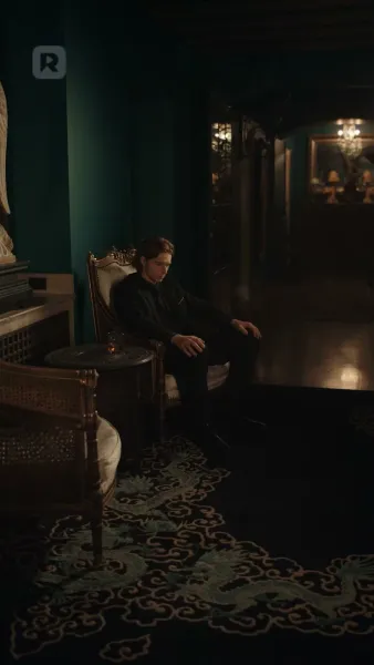 แรงดึงดูดร้ายแรง: เจ้าหญิงลูกผสม