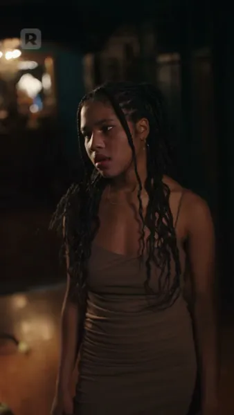 แรงดึงดูดร้ายแรง: เจ้าหญิงลูกผสม