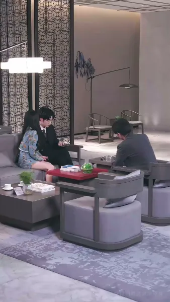 โฉมแทนใต้แสงอำนาจ