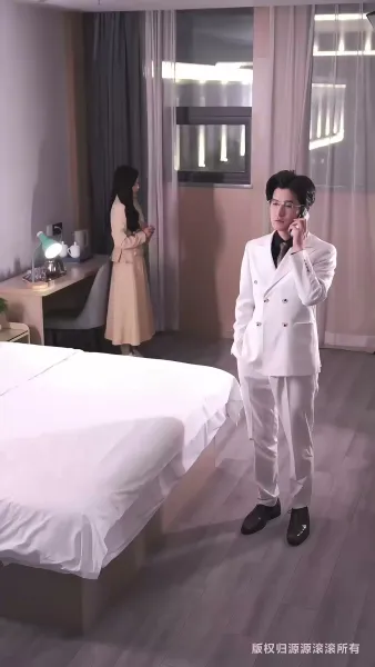 โฉมแทนใต้แสงอำนาจ