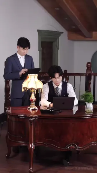 โฉมแทนใต้แสงอำนาจ