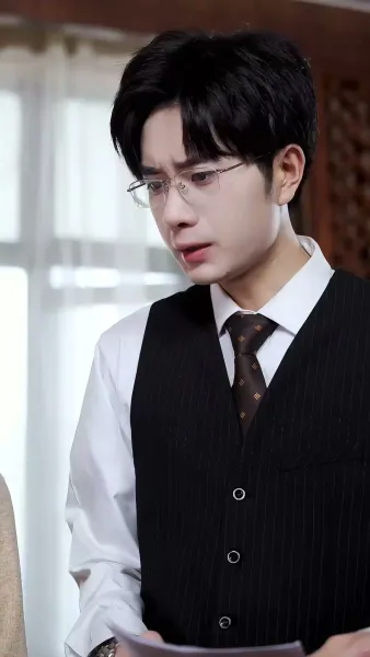 โฉมแทนใต้แสงอำนาจ