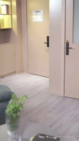 โฉมแทนใต้แสงอำนาจ