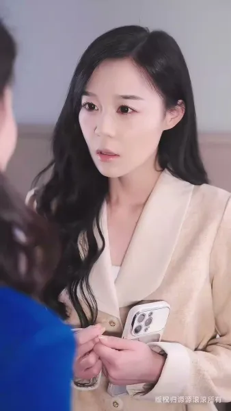 โฉมแทนใต้แสงอำนาจ