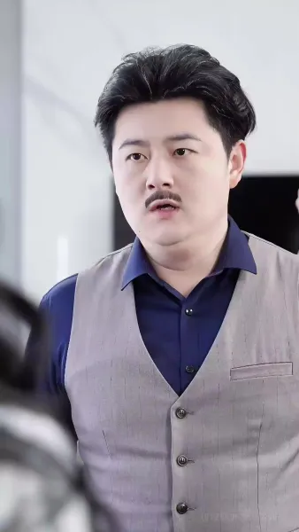 โฉมแทนใต้แสงอำนาจ