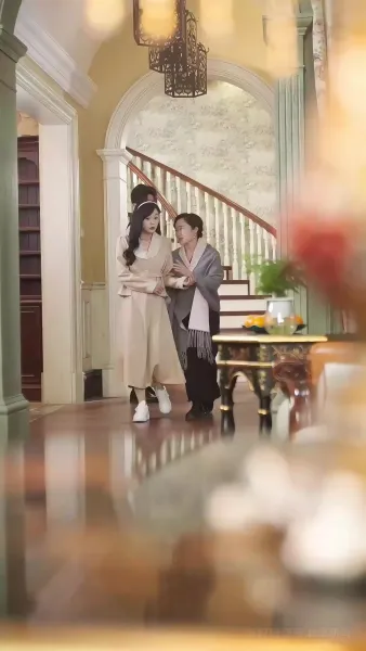 โฉมแทนใต้แสงอำนาจ