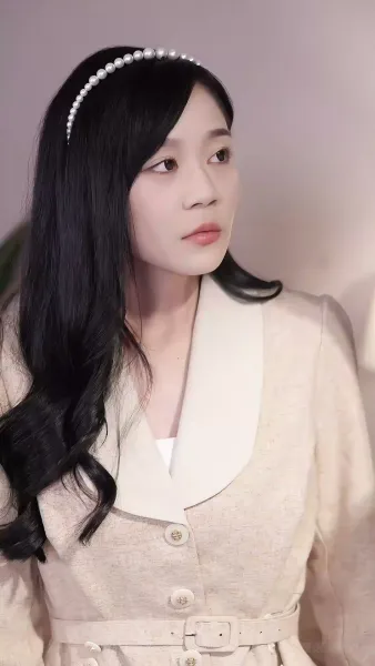 โฉมแทนใต้แสงอำนาจ