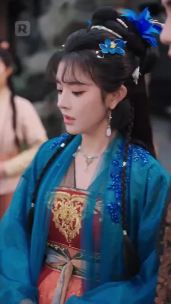 แม่เดี่ยวสายโหด ป่วนวังหลวง