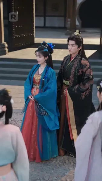 แม่เดี่ยวสายโหด ป่วนวังหลวง