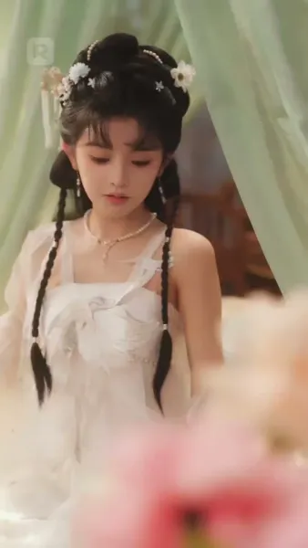 แม่เดี่ยวสายโหด ป่วนวังหลวง