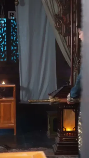 แม่เดี่ยวสายโหด ป่วนวังหลวง