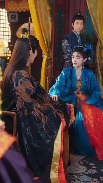 แม่เดี่ยวสายโหด ป่วนวังหลวง