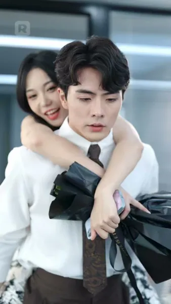 กลับชาติมารัก