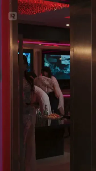 กลับชาติมารัก