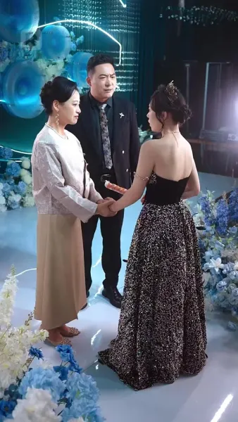 กลับชาติมารัก