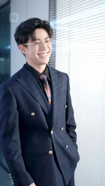 กลับชาติมารัก