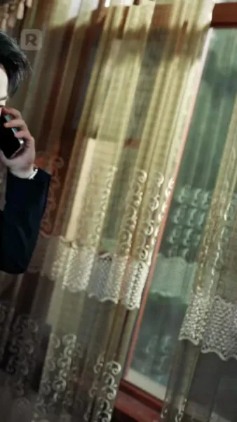 ความลับและหน้ากาก ในบ้านเดียวกัน