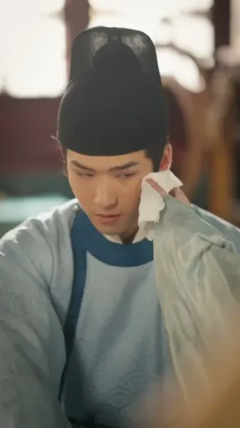 กลีบดอกไม้แช่แข็ง