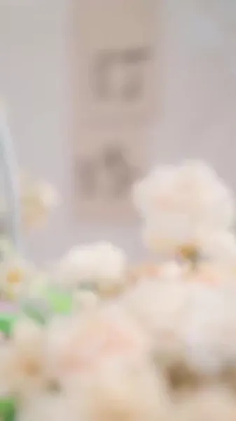 ใต้แสงจันทร์ ฉันมีเพียงแสงของคุณ