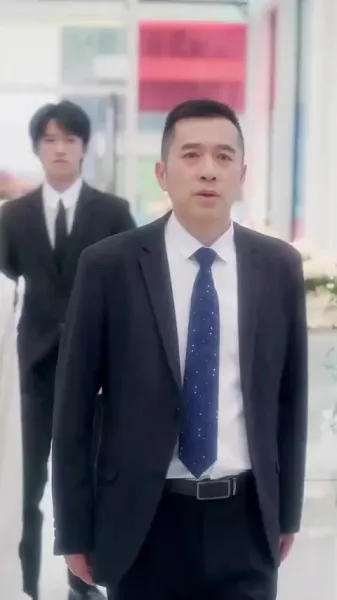 ใต้แสงจันทร์ ฉันมีเพียงแสงของคุณ