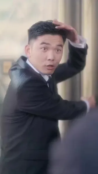 ใต้แสงจันทร์ ฉันมีเพียงแสงของคุณ