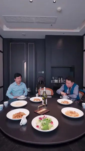 ดั่งแสงแรกของ