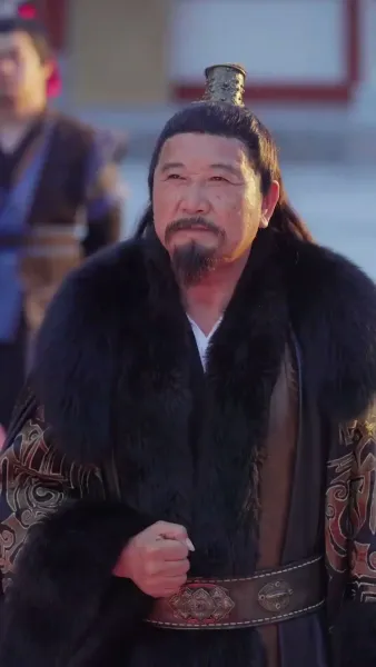 มังกรแท้ผู้ฝ่าฟันทุกข์เข็ญ