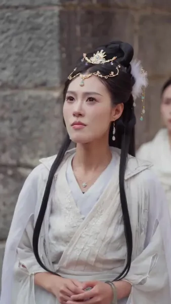 มังกรแท้ผู้ฝ่าฟันทุกข์เข็ญ