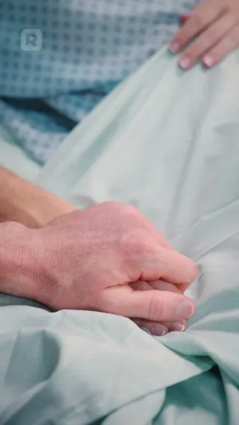 ซุกซนจนตั้งครรภ์