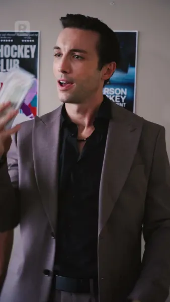 ซุกซนจนตั้งครรภ์