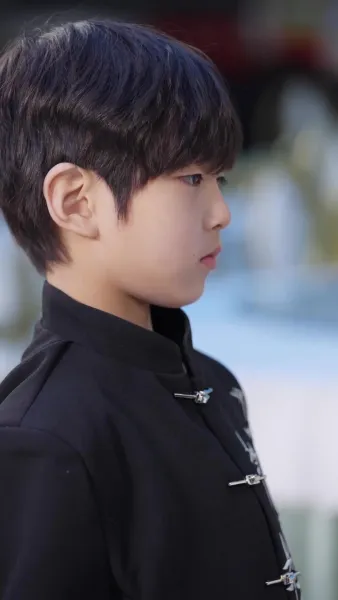 ดอกไม้ผลิบานอีกครั้ง