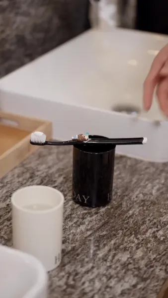 ดอกไม้ผลิบานอีกครั้ง