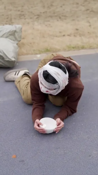 ดอกไม้ผลิบานอีกครั้ง