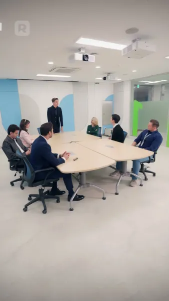 ปฏิวัติหุ่นพลิกรัก